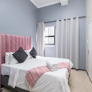 Cape Palm Royal Guest house